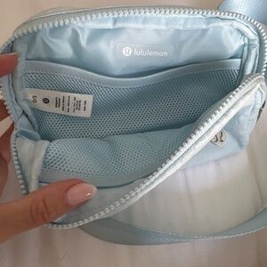 lululemon everywhere belt bag